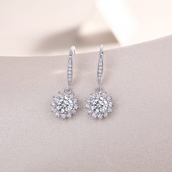 Eira Snowflakes Moissanite Earrings