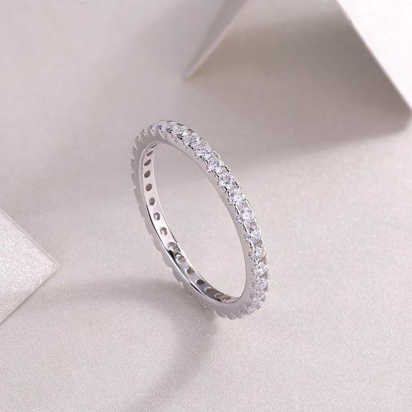 Elysia Moissanite Eternal Band