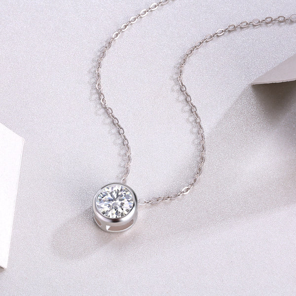 Lyra Moissanite Starlight Necklace